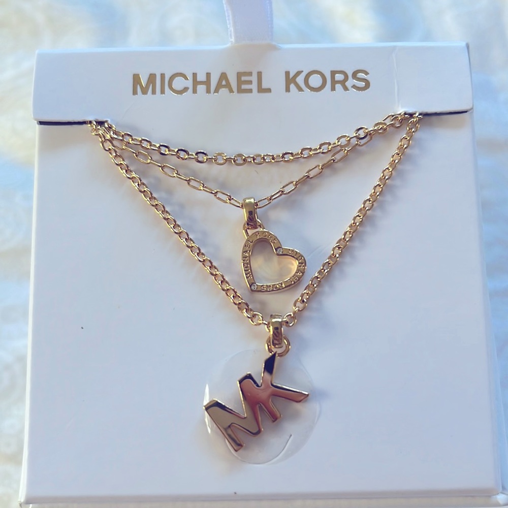 NWT Michael Kors 3 Layered Gold Tone Necklace